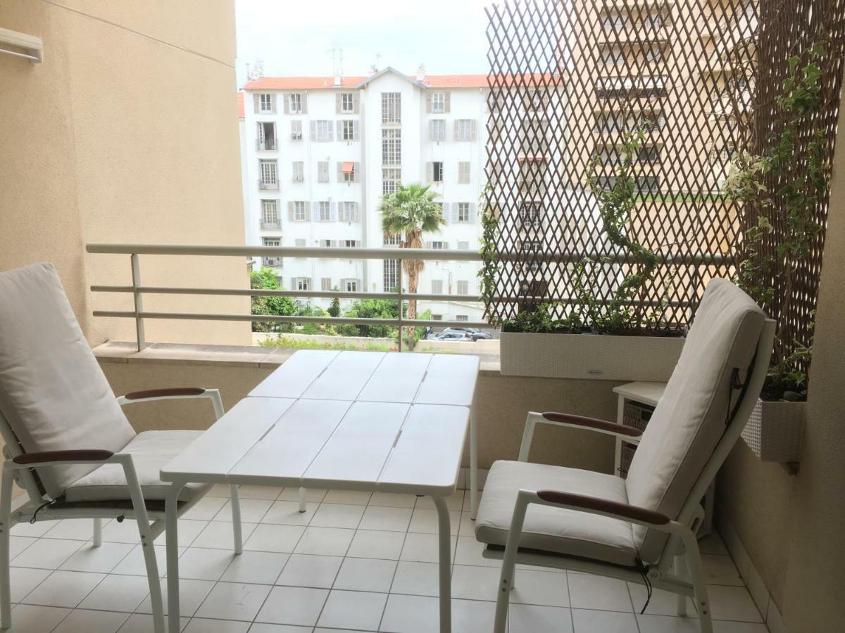 Quiet Flat Next To The Beach Ницца Экстерьер фото
