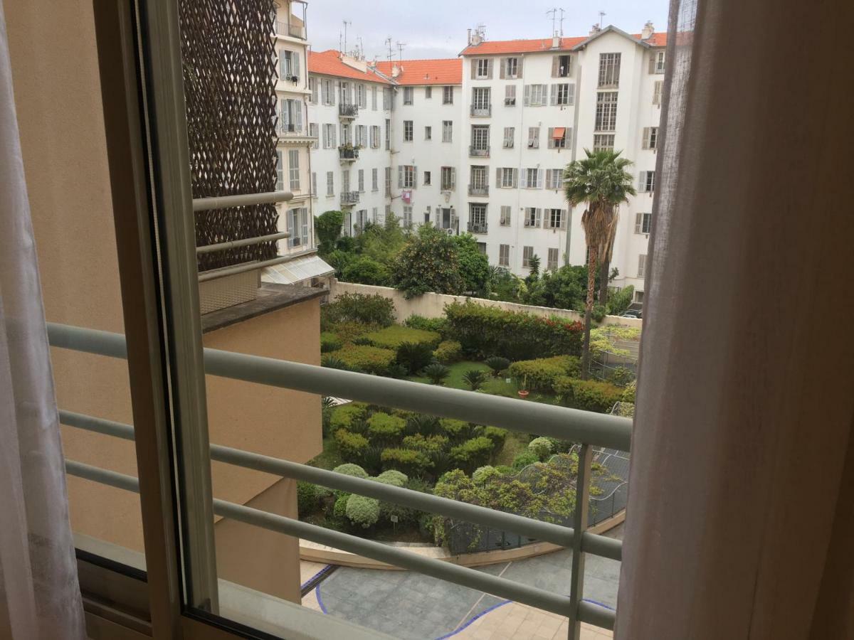 Quiet Flat Next To The Beach Ницца Экстерьер фото